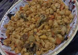 مكرونا بالدجاج والخضار