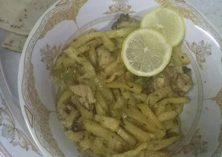 دجاج مع بطاطس