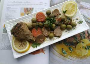 افخاذ دجاج محشية بالزيتون