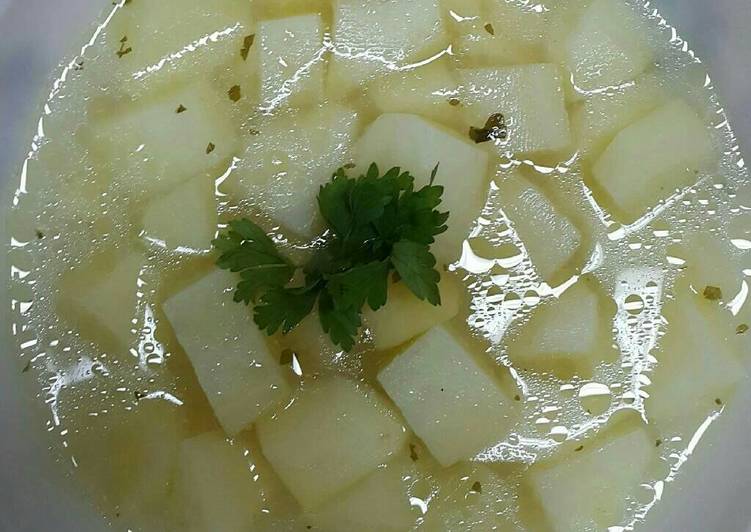 إيدام البطاطا بمرق الدجاج