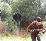 جماعة إرهابية تغتال شرطيين وتصيب مواطنا ببرج بوعريريج                                    باغتتهما عندما كانا ينظمان المرور بعد صلاة التراويح بحسناوة