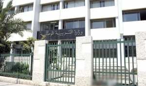 استدعاء 10 الاف استاذ احتياطي