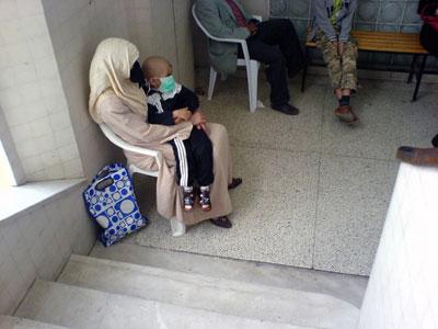 45 000 malades atteints de cancer n'ont pas eu accès au traitement en 2011                                    Le professeur Kamel Bouzid dénonce une situation chaotique