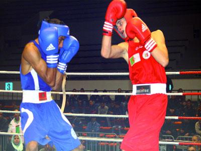 La sélection algérienne à pied d''uvre                                    Championnats du monde de boxe juniors en Arménie