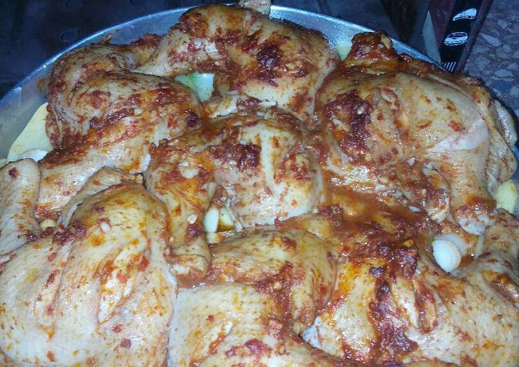 فروج على بطاطا