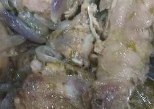 دجاج بالبصل