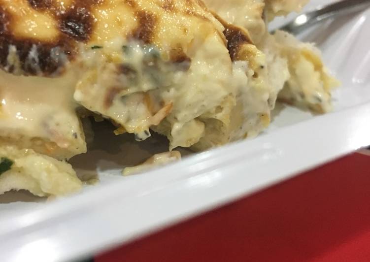 صينية التوست بالدجاج والقشطة