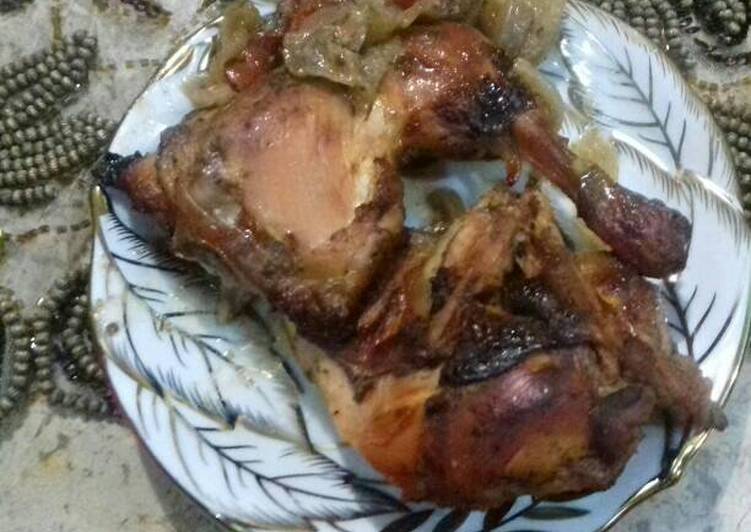 فراخ بالبصل المكرمل