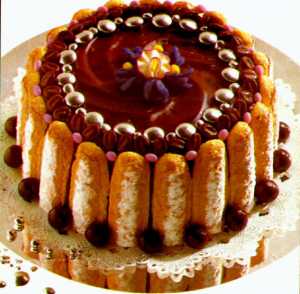 CHARLOTTE AU CHOCOLAT ET AU CAFE