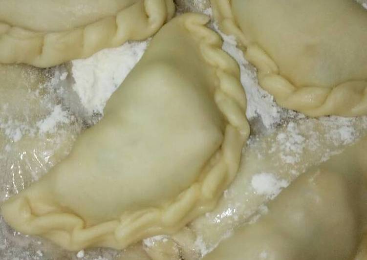 سمبوسك بحشوة الدجاج والخضار