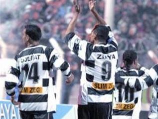 وفاق سطيف يعاقب لاعبيه بتعلق الرواتب