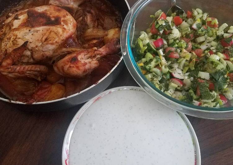 دجاج مشوي ،سلطة ،صلصة