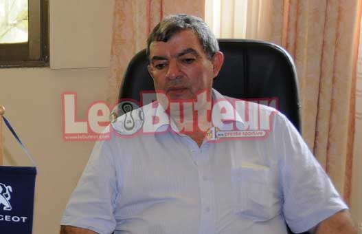 JSK : Hannachi défie Yousfi et confirme la tenue de son AG