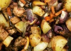 صينية بطاطا بالدجاج والخضار بالفرن