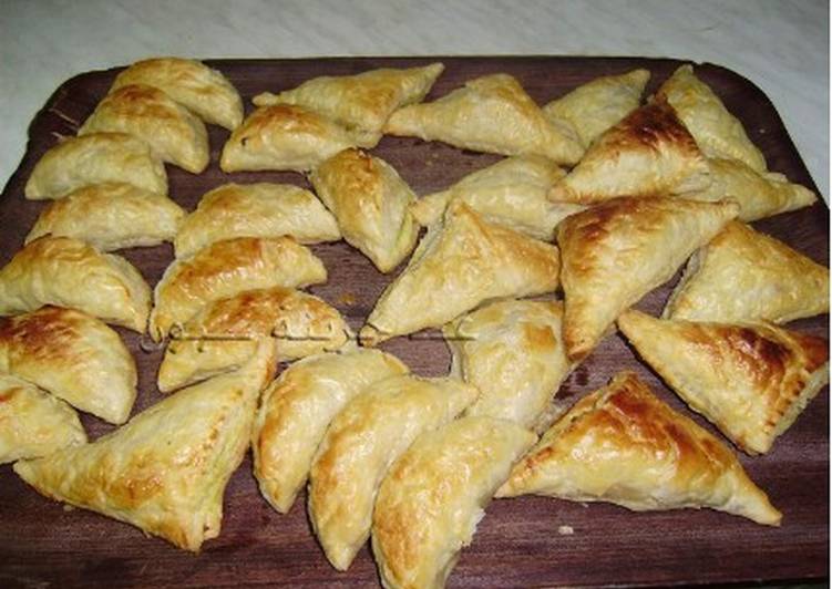 فطائر الدجاج بالباف باستري