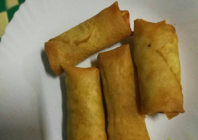 سبرنج رول بحشوة الدجاج