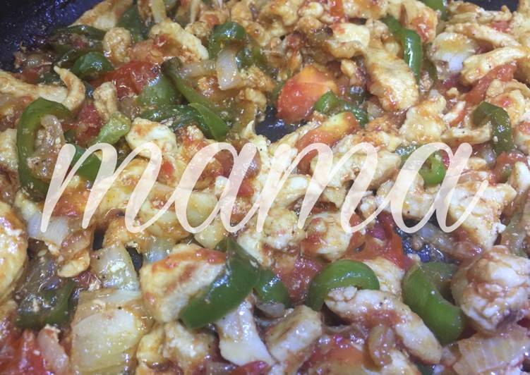 صدر دجاج مع الخضرة