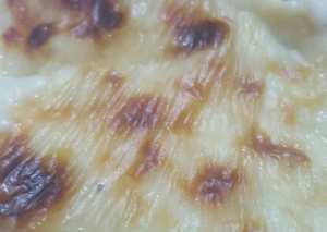 صينية رولات الدجاج بالباشميل