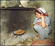 Tlemcen / Traditions : Femmes rurales, vocation boulangères