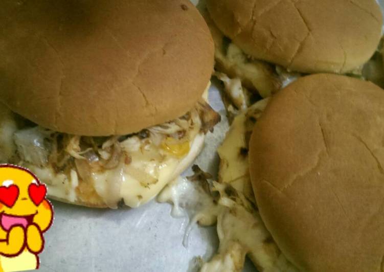 فطائر دجاج لذيذه وسهله