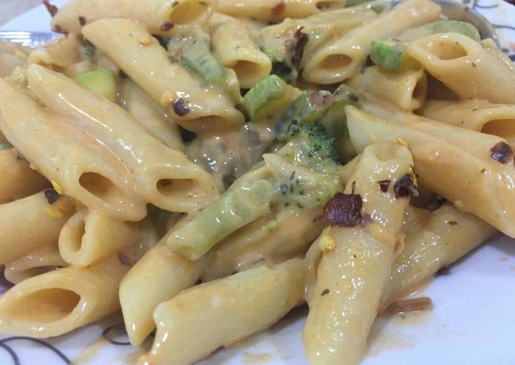 باستا الدجاج والخضار