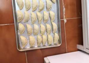 بف دجاج بالأندومي