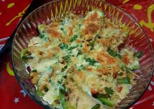 قوارب الكوسه بالدجاج