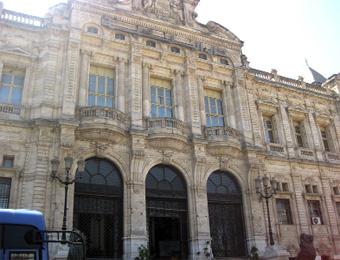 70 مليون دينار لترميم مقر بلدية وهران                                    المهمة أوكلت لمؤسسة اسبانية