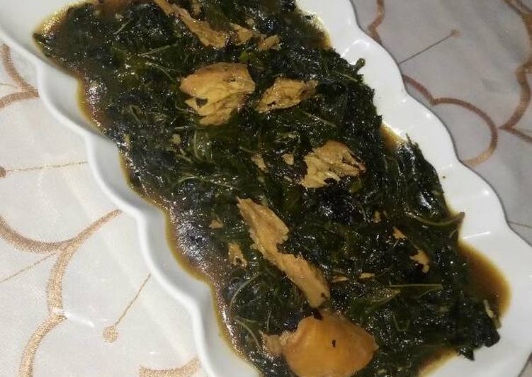 ملوخية بالدجاج