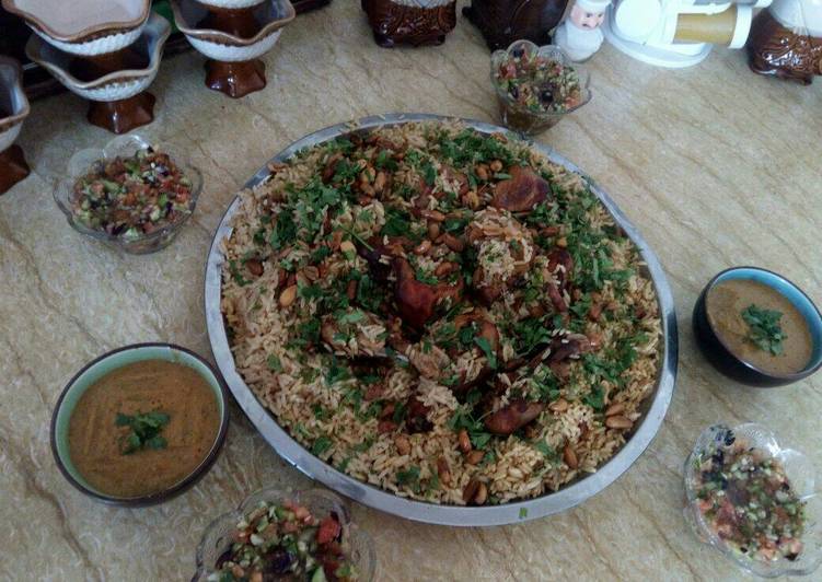 مندي بالدجاج