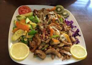 دجاج بالخضار