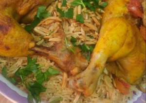 كبسه بالدجاج والفلفل الحار