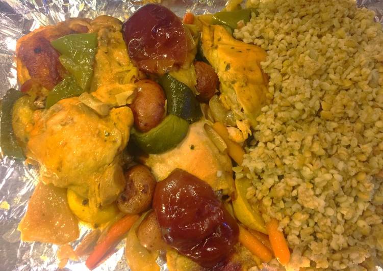 خضرا بالدجاج والفريكه بالكيس الحراري