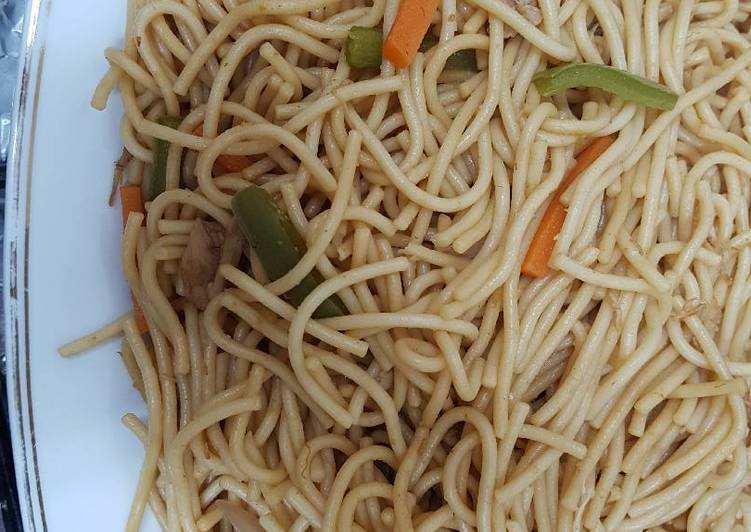 نودلز الدجاج