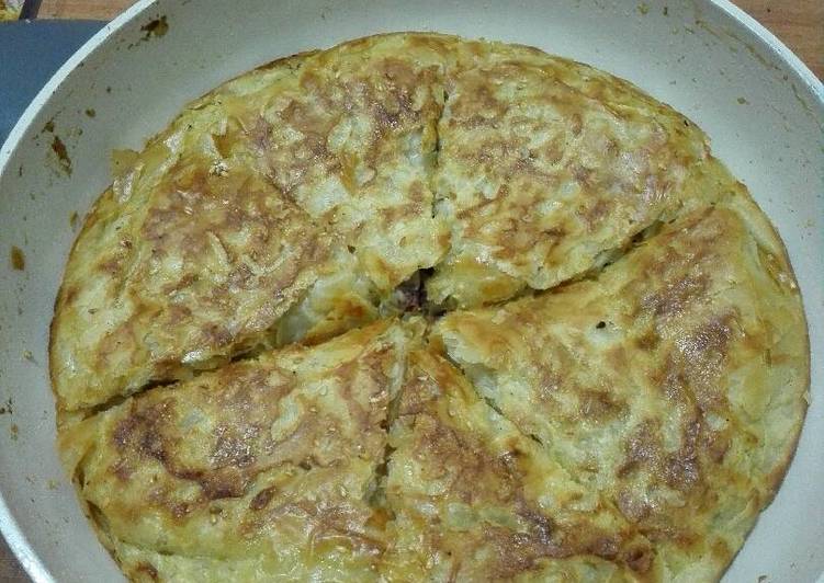 فطيرة الجلاش بالفراخ والمشروم