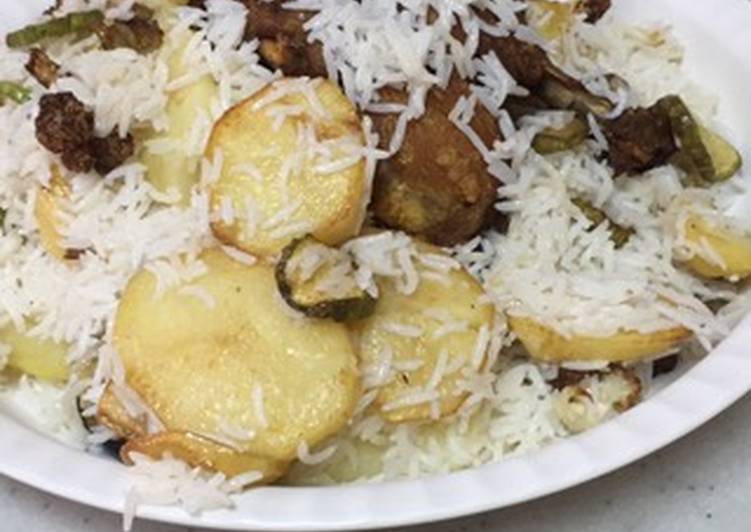 مقلوبه دجاج😎