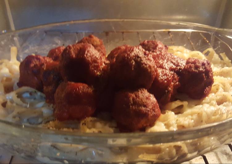 مكرونة بكرات الدجاج