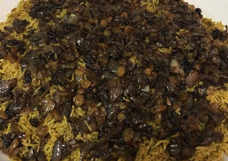 رز (مع السمك او الدجاج المقلي)