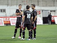 Les joueurs sEtifiens reviennent à de meilleurs sentiments                                    Les Sétifiens font contre mauvaise fortune bon c'ur