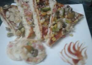 بيتزا مشكلة بالربيان والدجاج