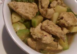 خضار سوتيه بشرائح الفراخ المشويه