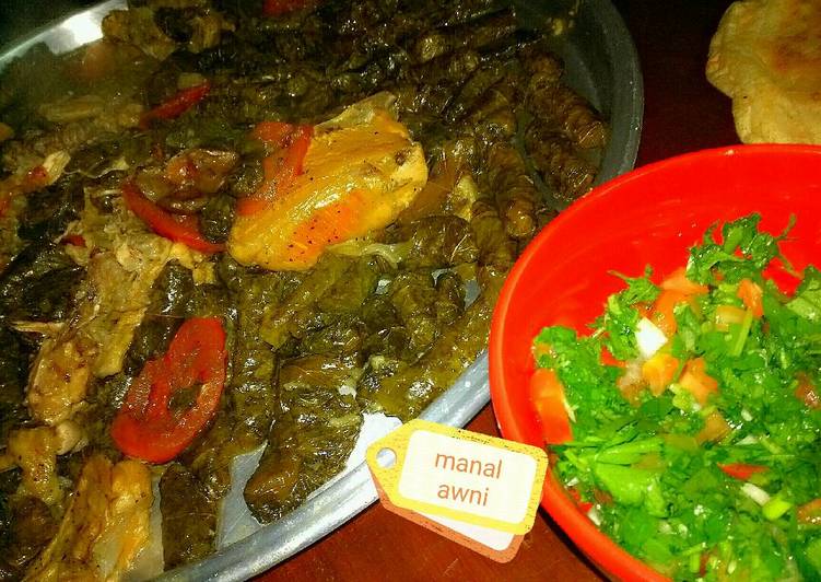 ورق عنب بالدجاج