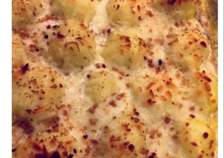 دجاج وكرات البطاطس