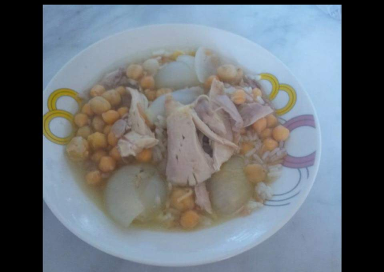يخنة الحمص بالدجاج