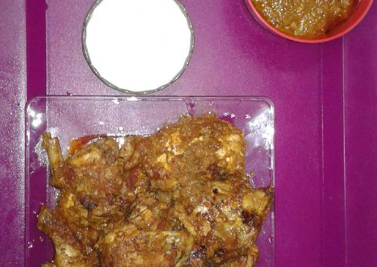 فراخ مشويه وتوميه زى الجاهزه