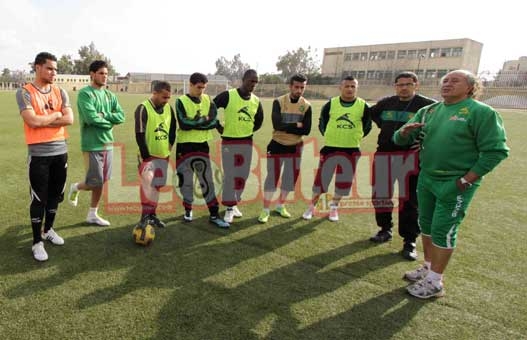 CSC : Belhout entre dans le vif du sujet