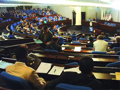 «Il faut lever l'immunité de l'élu lorsque le corps du délit existe» Fatiha Benabou-Kirane, spécialiste en droit parlementaire à la Tribune