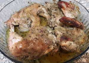 الفراخ المشوية بخلطة المسطرده والروزمارى