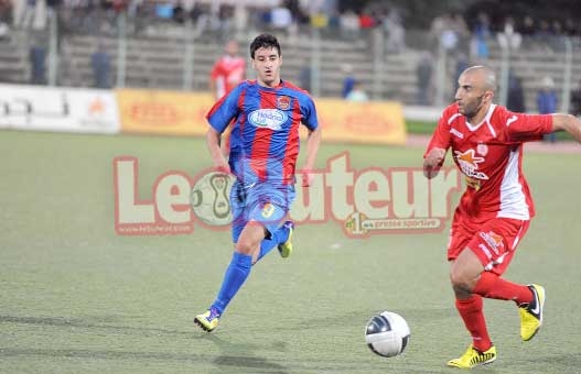 ASO 1- CAB 1 : Batna rate le coche