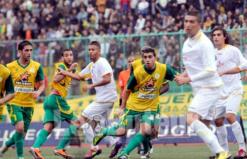 الصفراء تؤكد قوتها خارج الديار                                    الفريق أنهى عقدة ملعب تيزي وزو